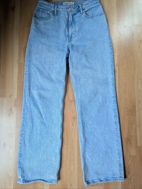 Women's Abercrombie And Fitch The 90's Relaxed Jean High Rise 26/2 Good Cond.